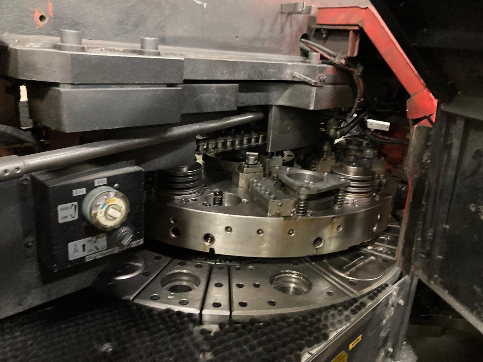 2003 Amada Vipros III Z 3510NT CNC Turret Punch – 33 Ton – 58 Station – Auto Index – Fanuc 0i – Under Power – WI